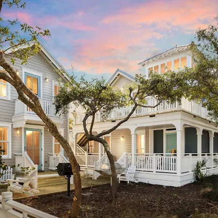 Seaside 75 Ft Across From Beach 4 Bedroom & Bikes Main House And Carriage House